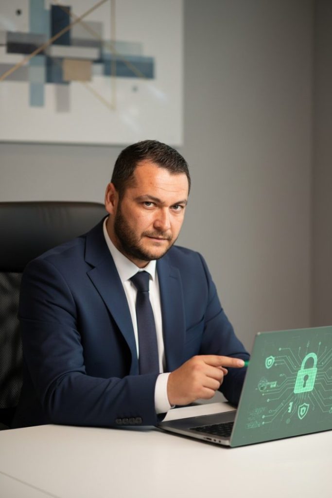 Bogdan Steriopol – ”Phishing-ul bancar e în creștere! Cum recunoști un e-mail fals de la bancă!”